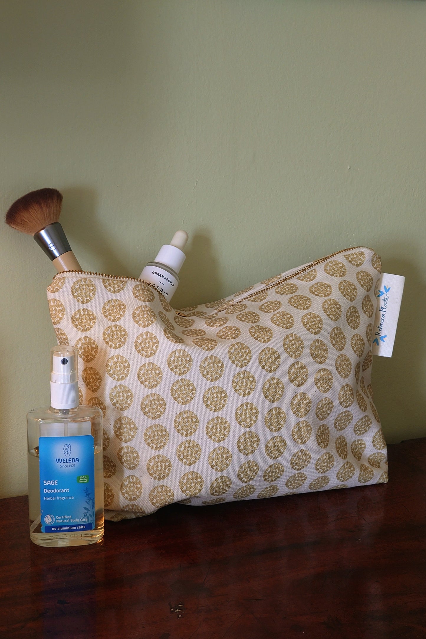 Organic Wash Bag - Machair Clock Gold Green